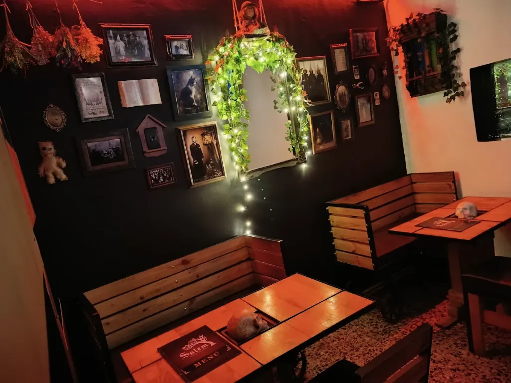 Salón Temático Salem